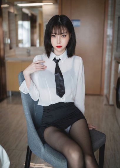 老汉调教丫头h肉_1080电影免费在线